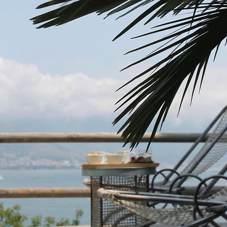 Clori Gaeta Hotel Екстериор снимка