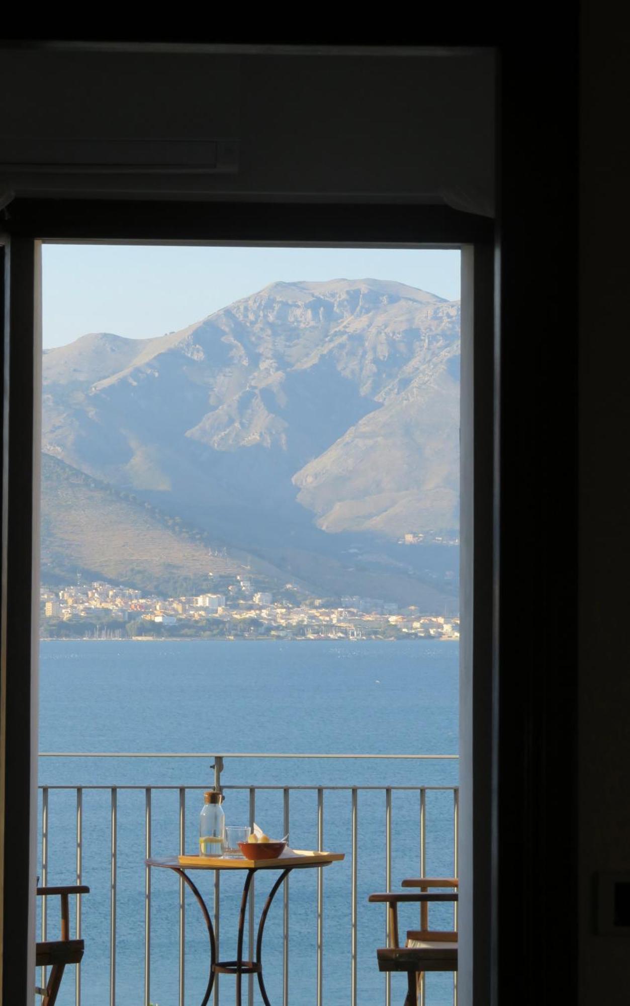 Clori Gaeta Hotel Екстериор снимка
